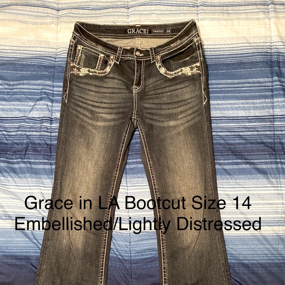 Gracie size 14 embellished bootcut jeans.